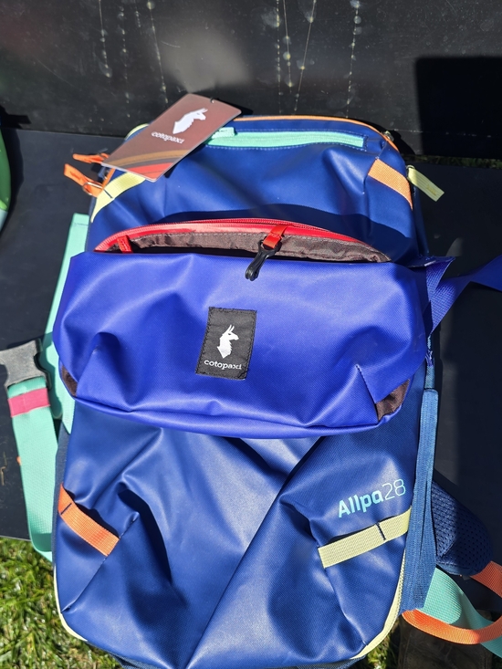 cotopaxi Handbags - cotopaxi Allpa 28 With Cosa 2 Travel Bundle